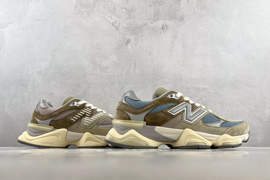New Balance Sneakers-71