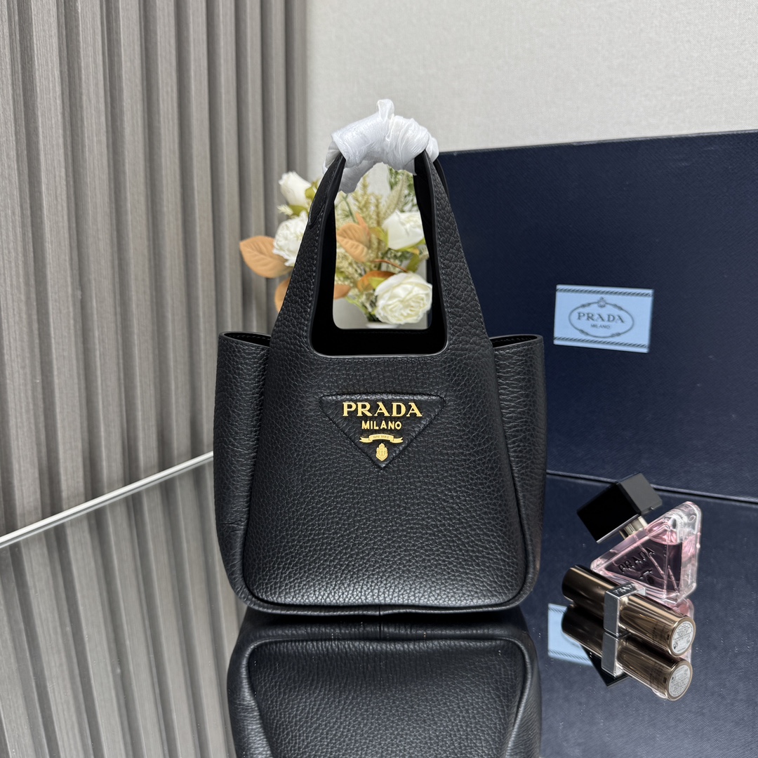 Prada bag-16