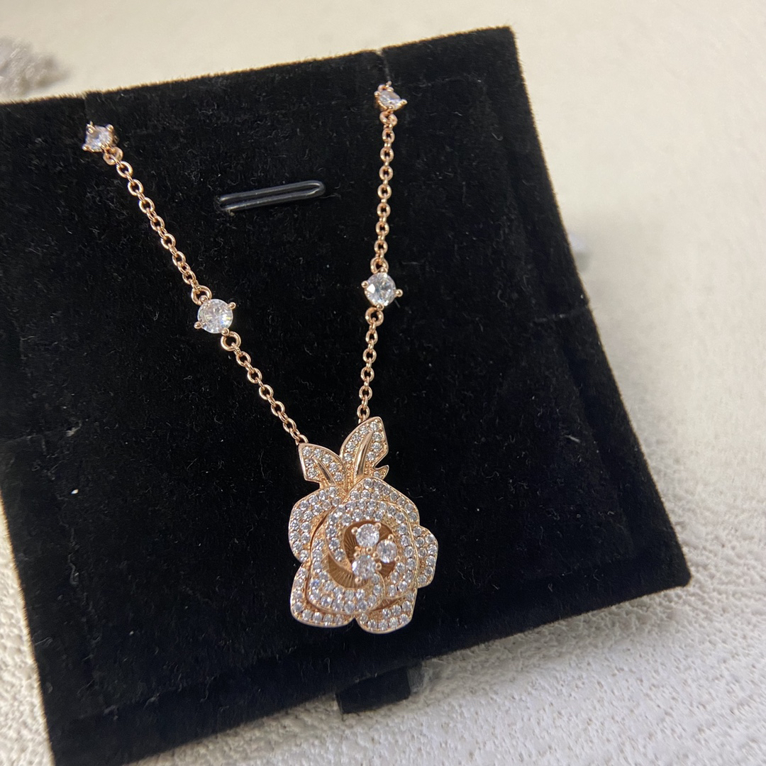 Dior necklace-49