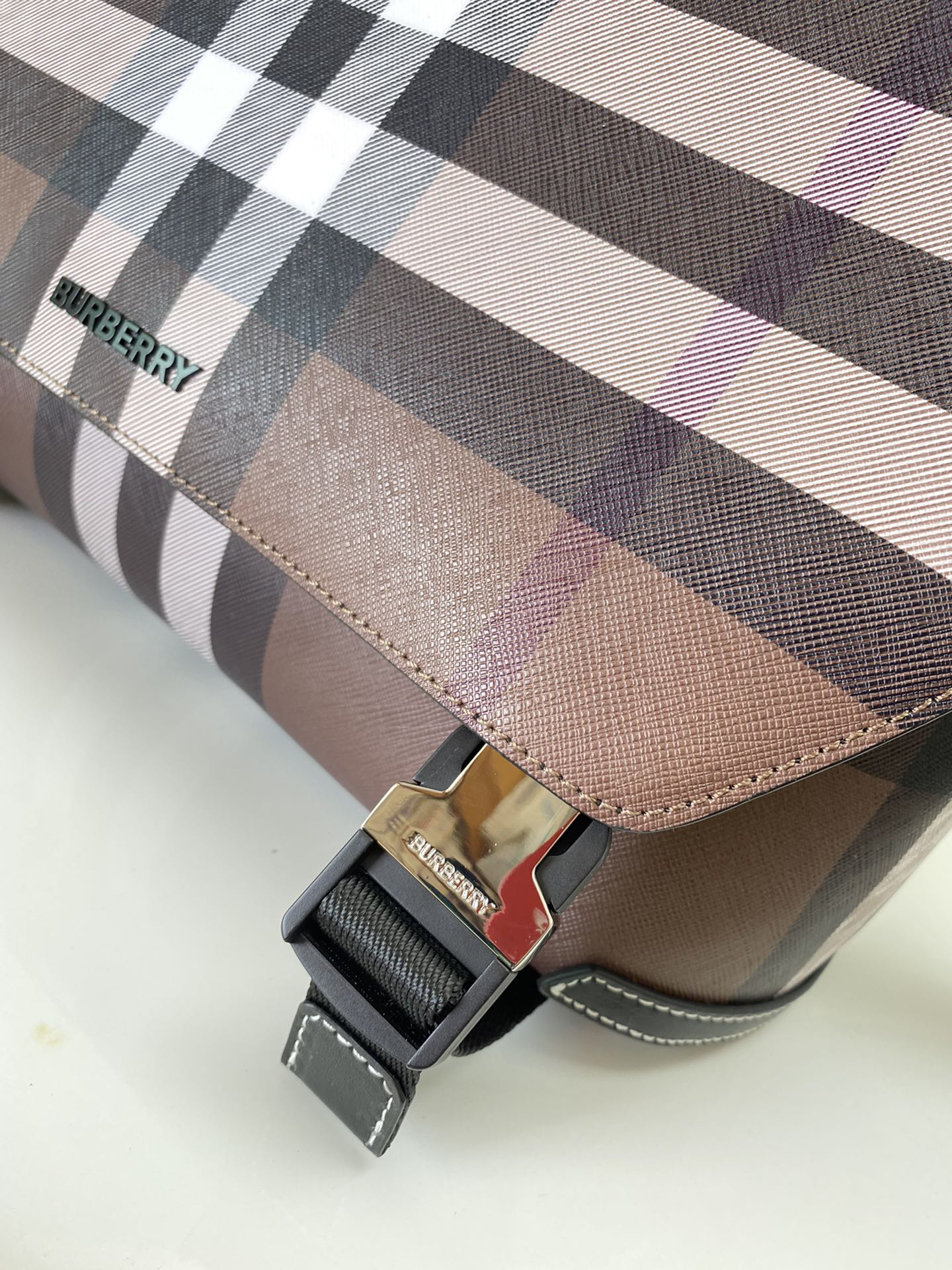 Burberry bag-94