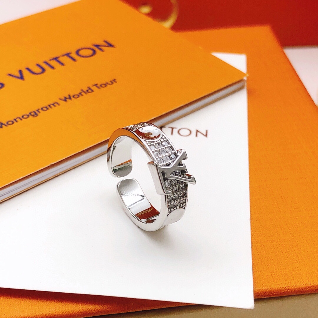 LV ring-77