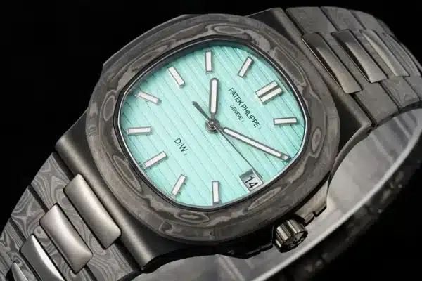 Nautilus 5711/1A Carbon