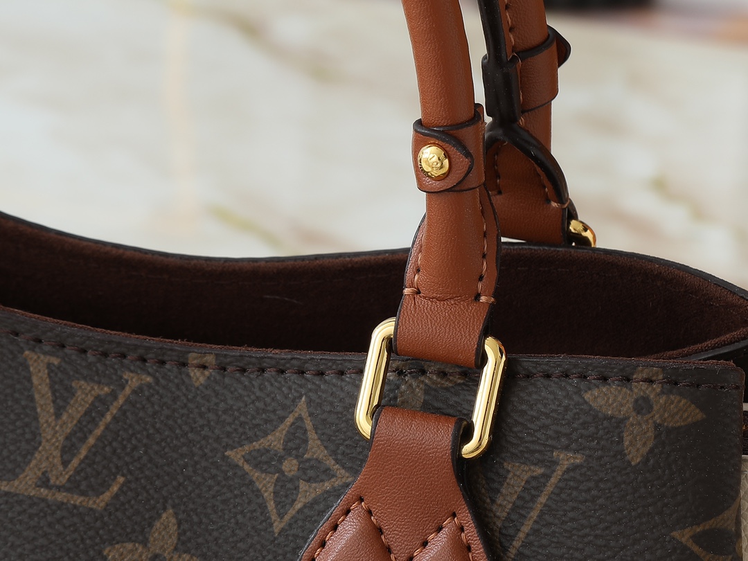 Louis Vuitton bag-42