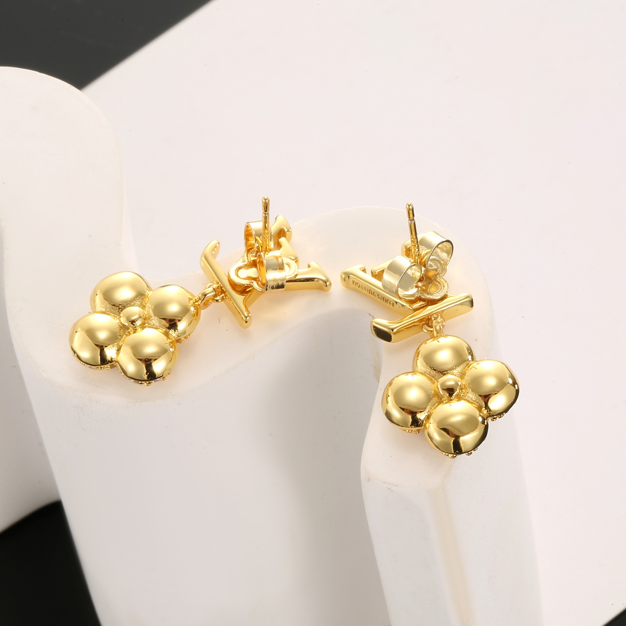 LV earrings-74