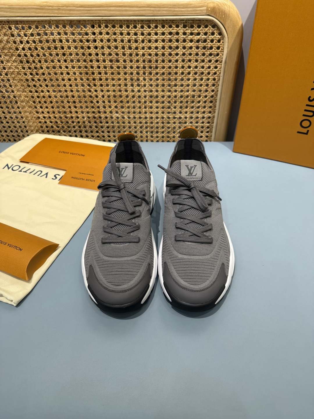 Lv Sneakers-177