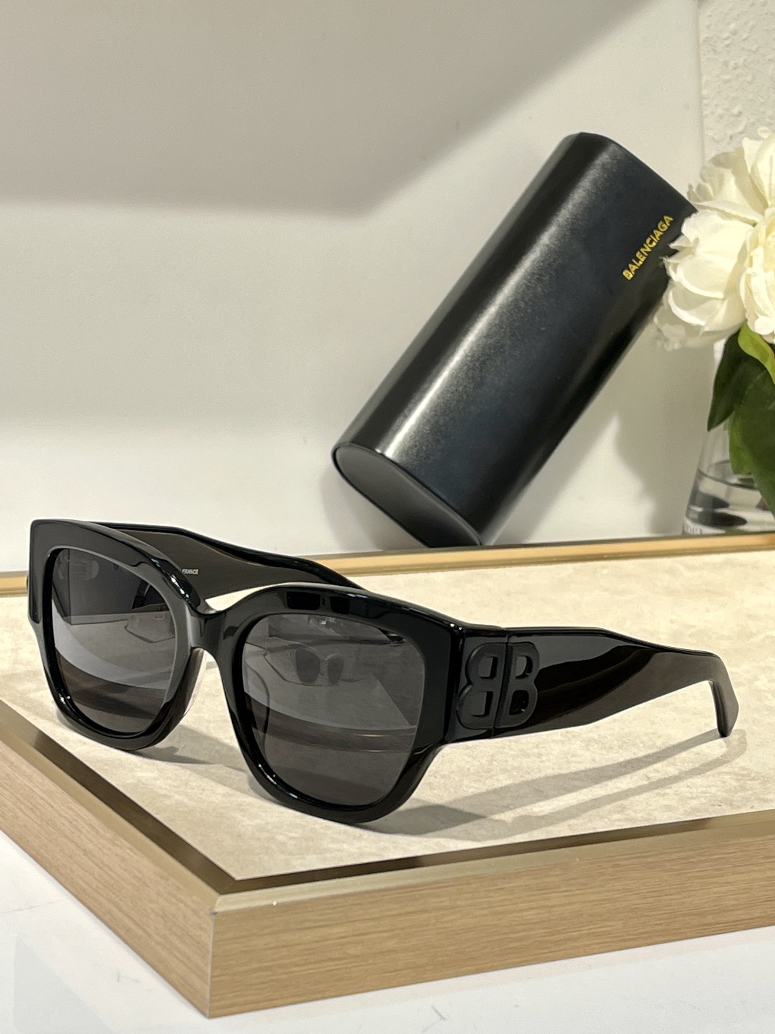 Balenciaga glasses-11