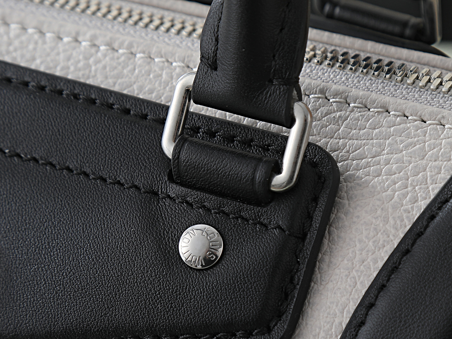 Louis Vuitton bag-176