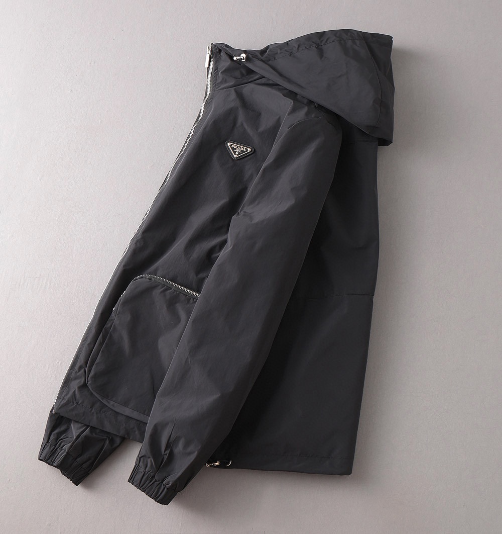 Prada Clothing-398