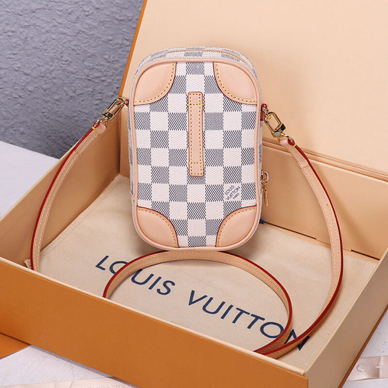 Louis Vuitton Neokapi Pouch