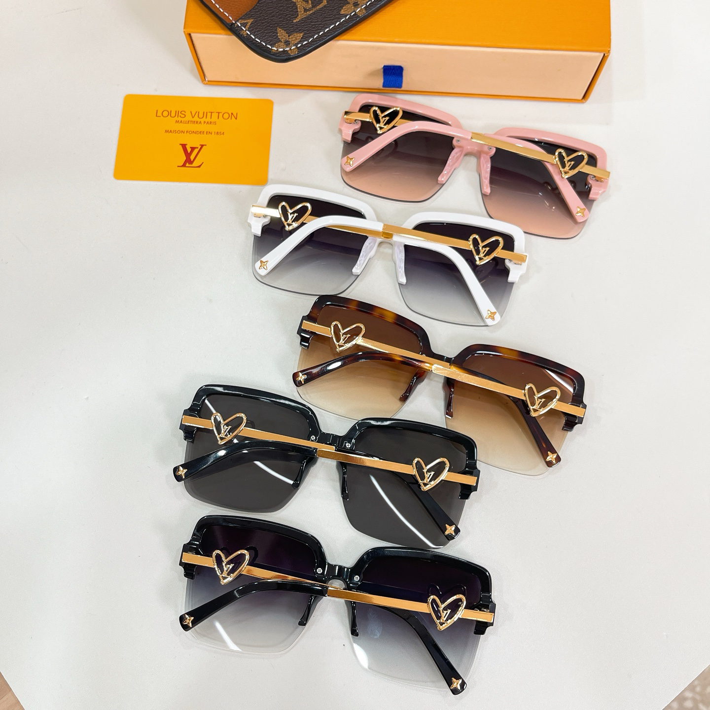 LV glasses-75