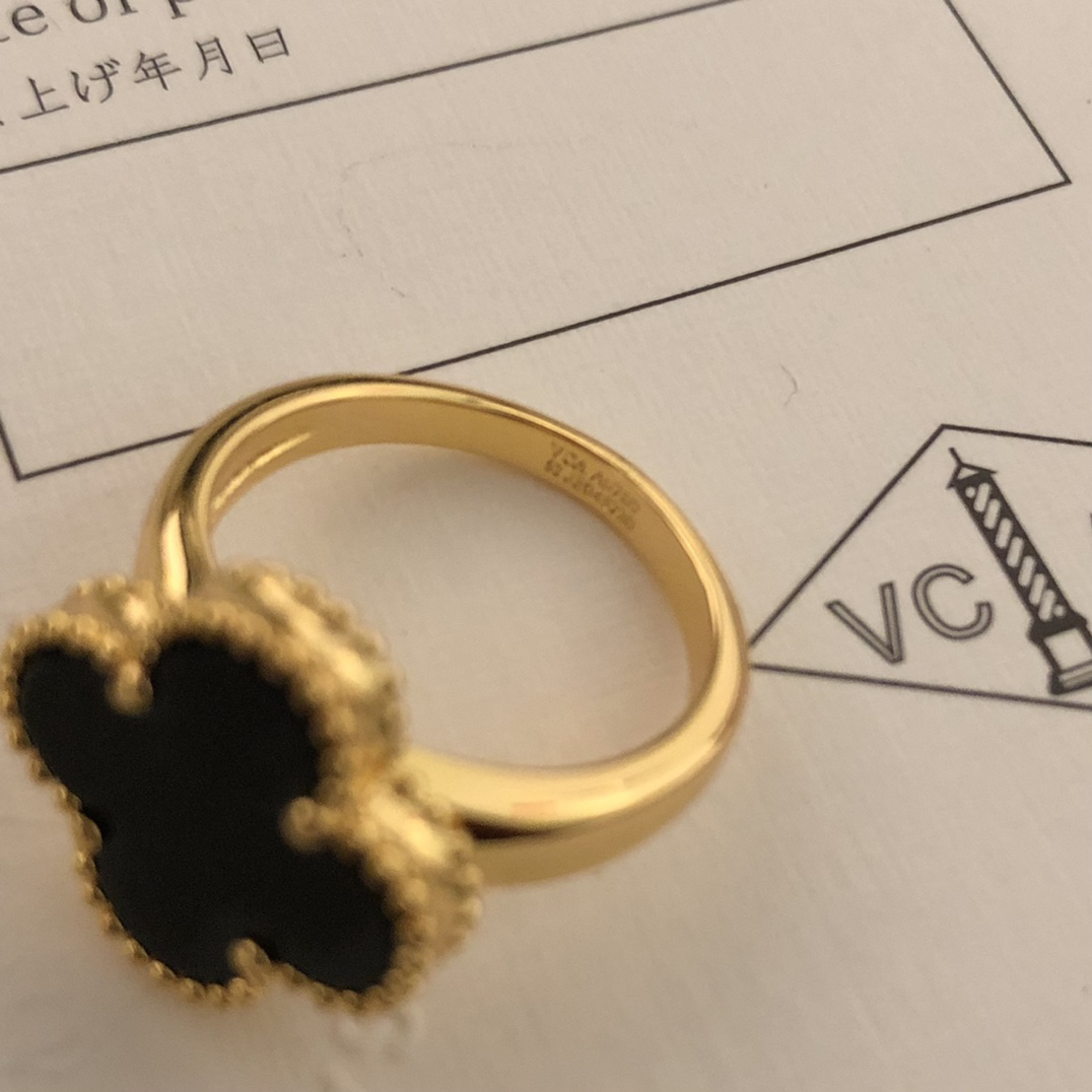 Van Cleef & Arpels ring-61