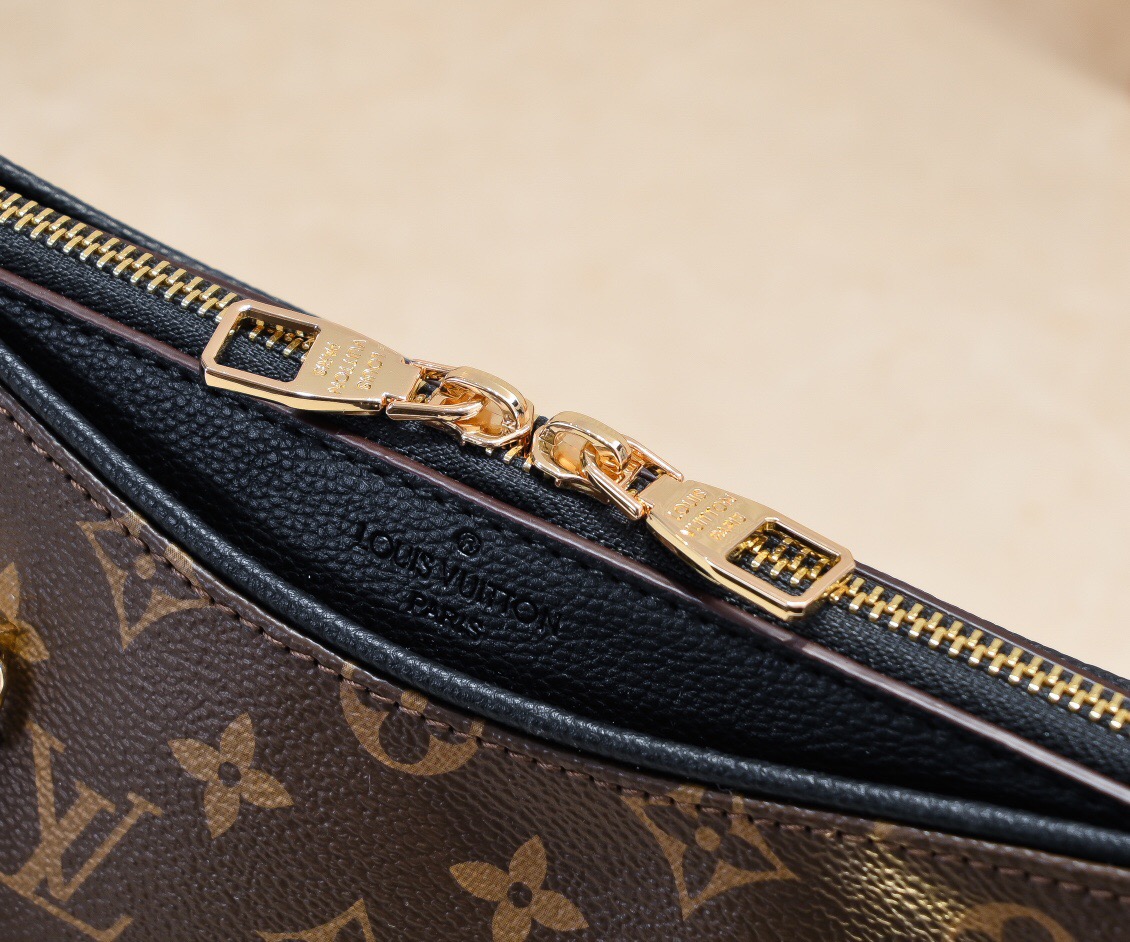 Louis Vuitton PALLAS BB