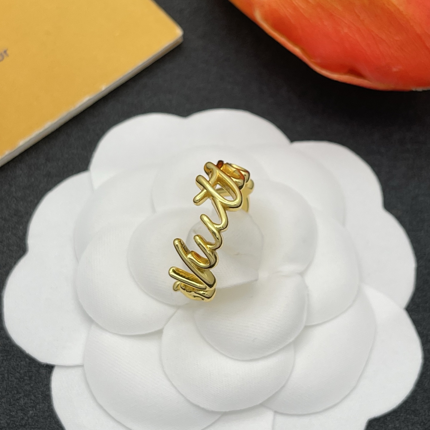 LV ring-80