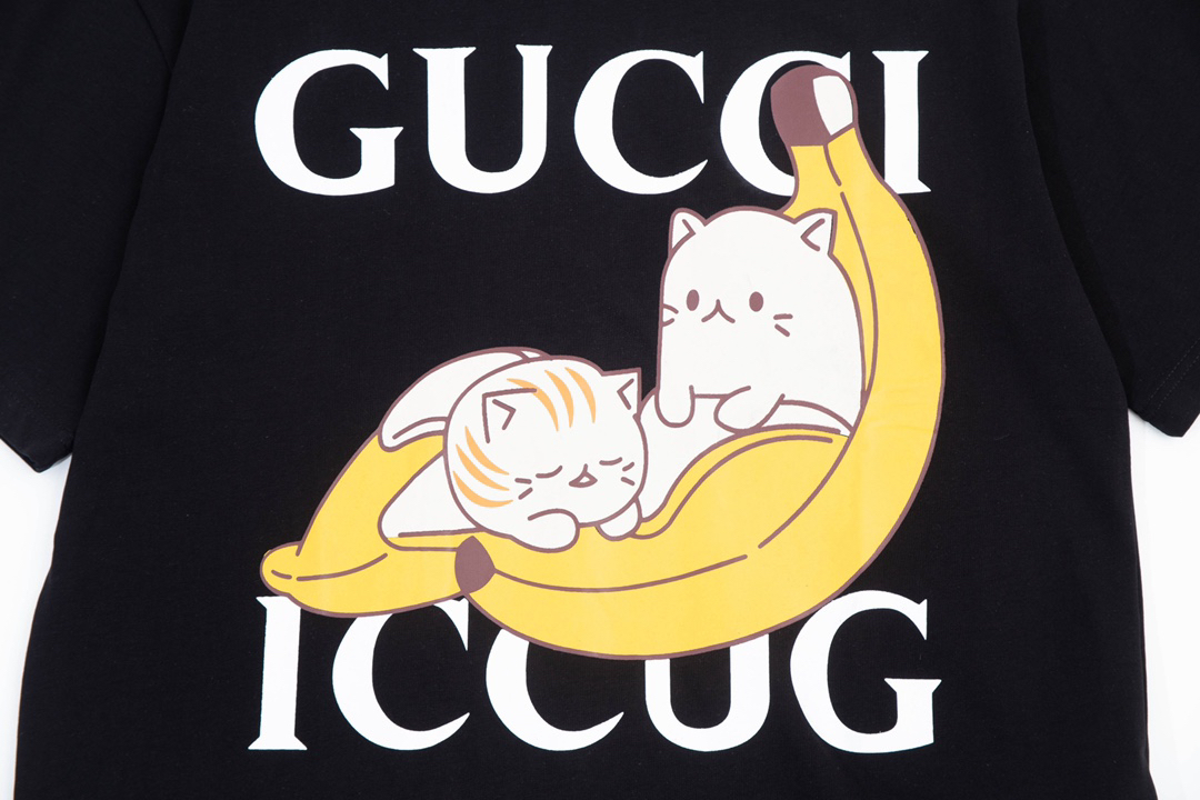 Gucci clothing-56