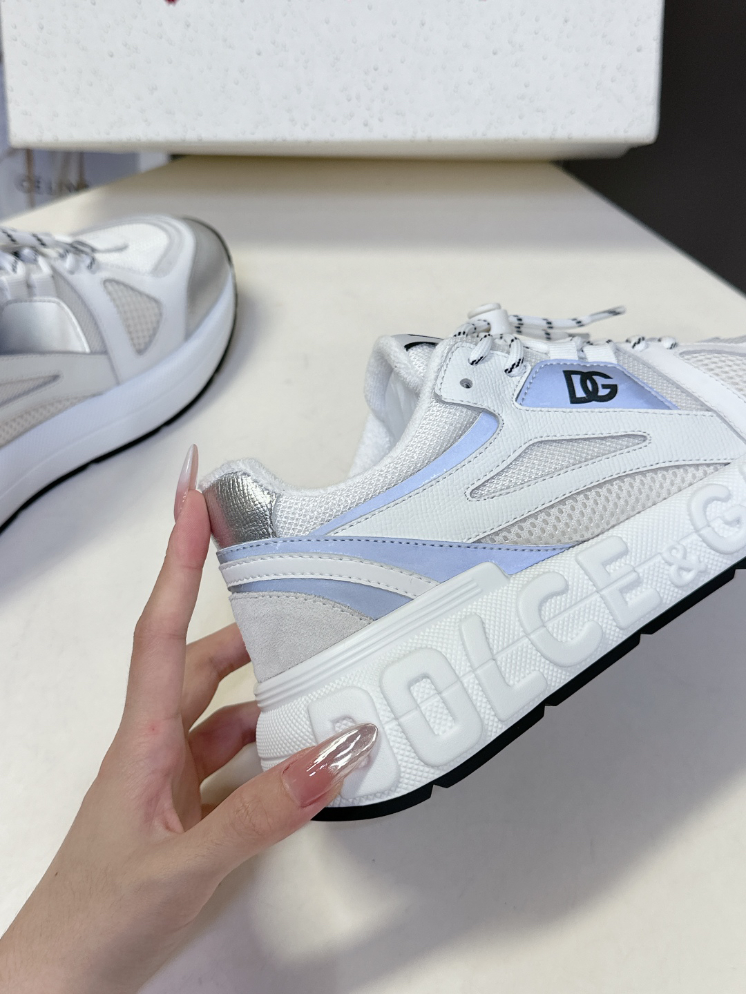 D&G Sneakers-241