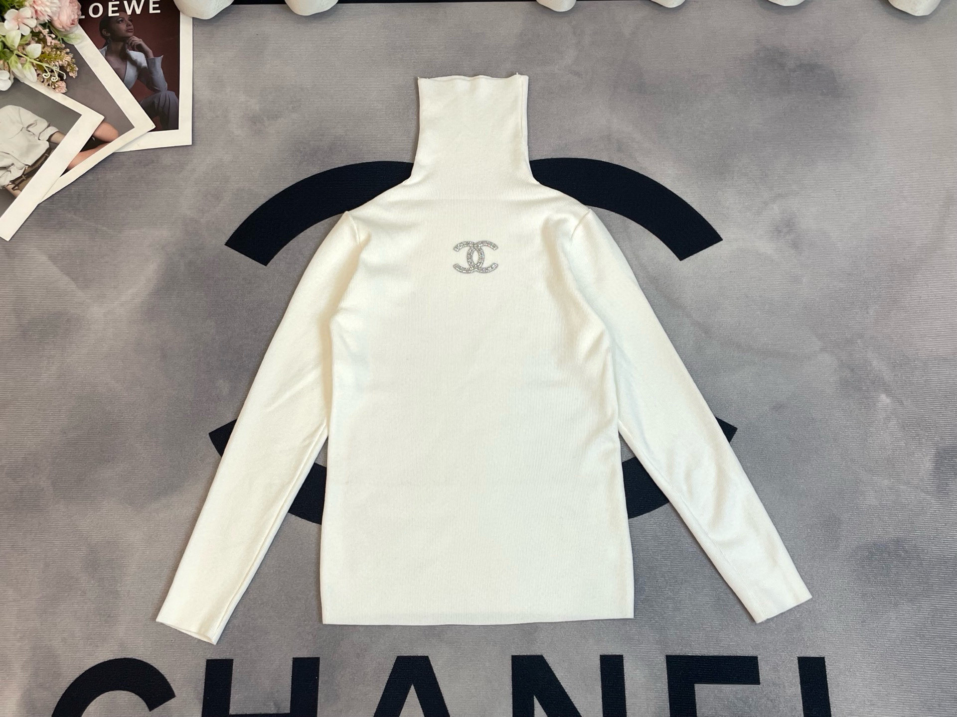 Chanel clothing-123