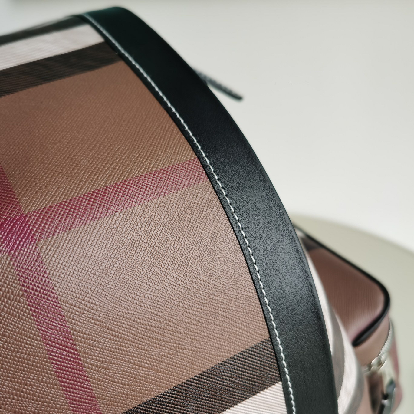 Burberry bag-126