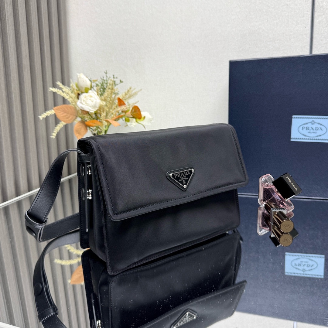Prada bag-102