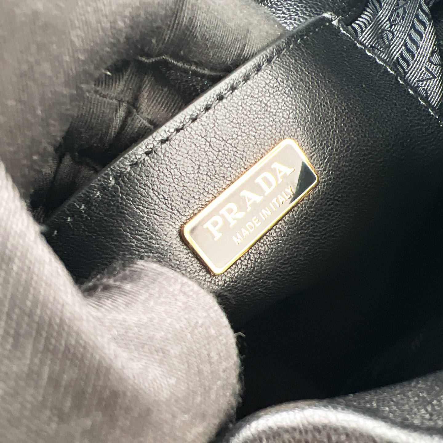Prada bag-186