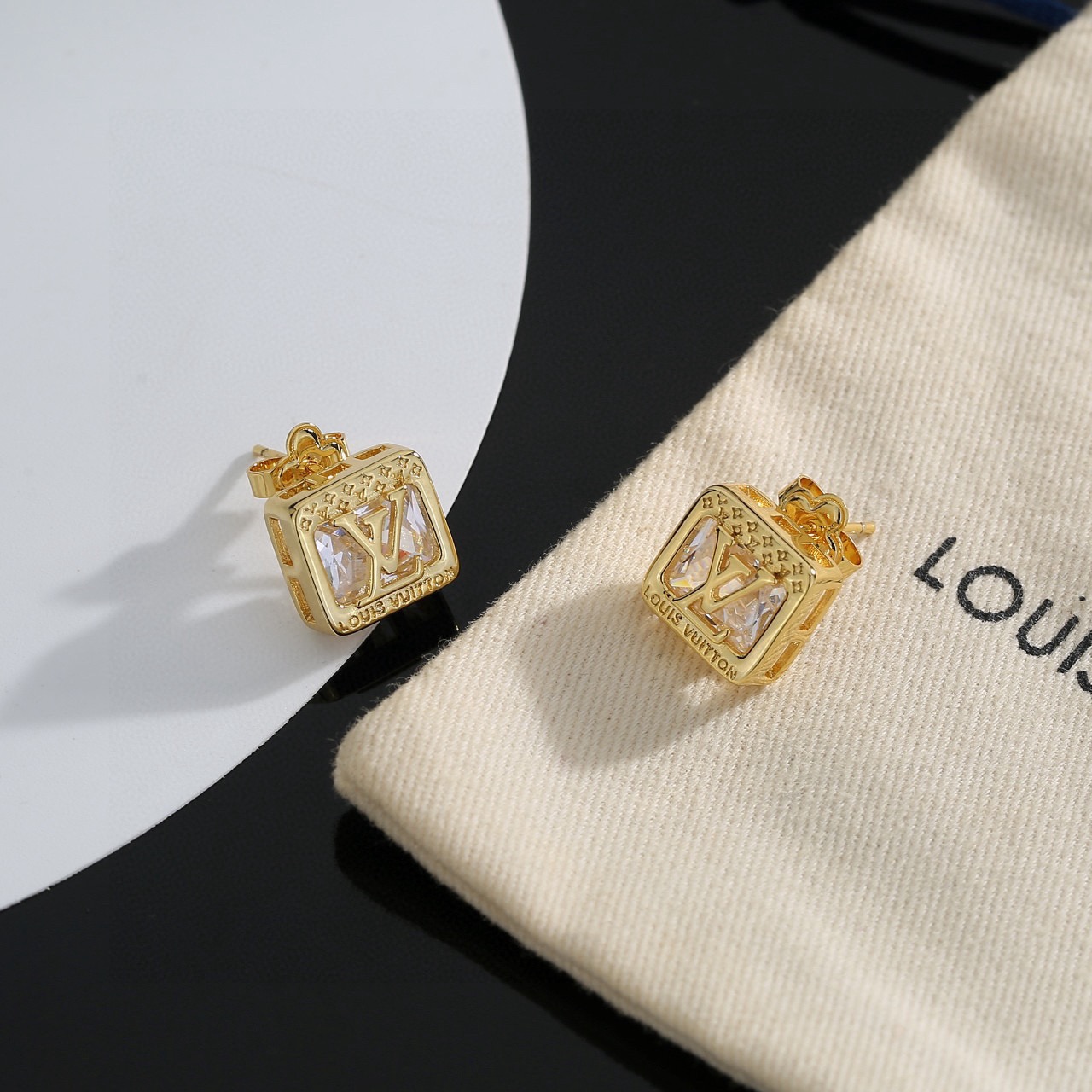 LV earrings-10