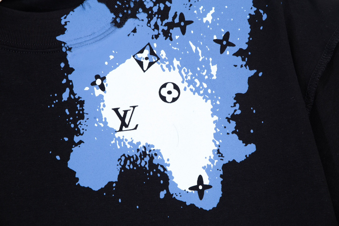 LV clothing-122