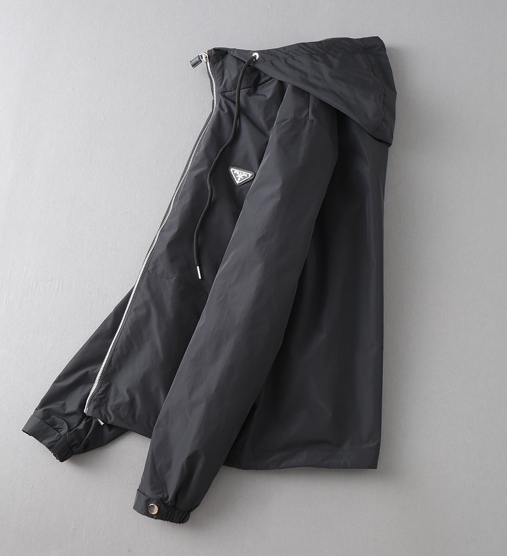 Prada Clothing-392