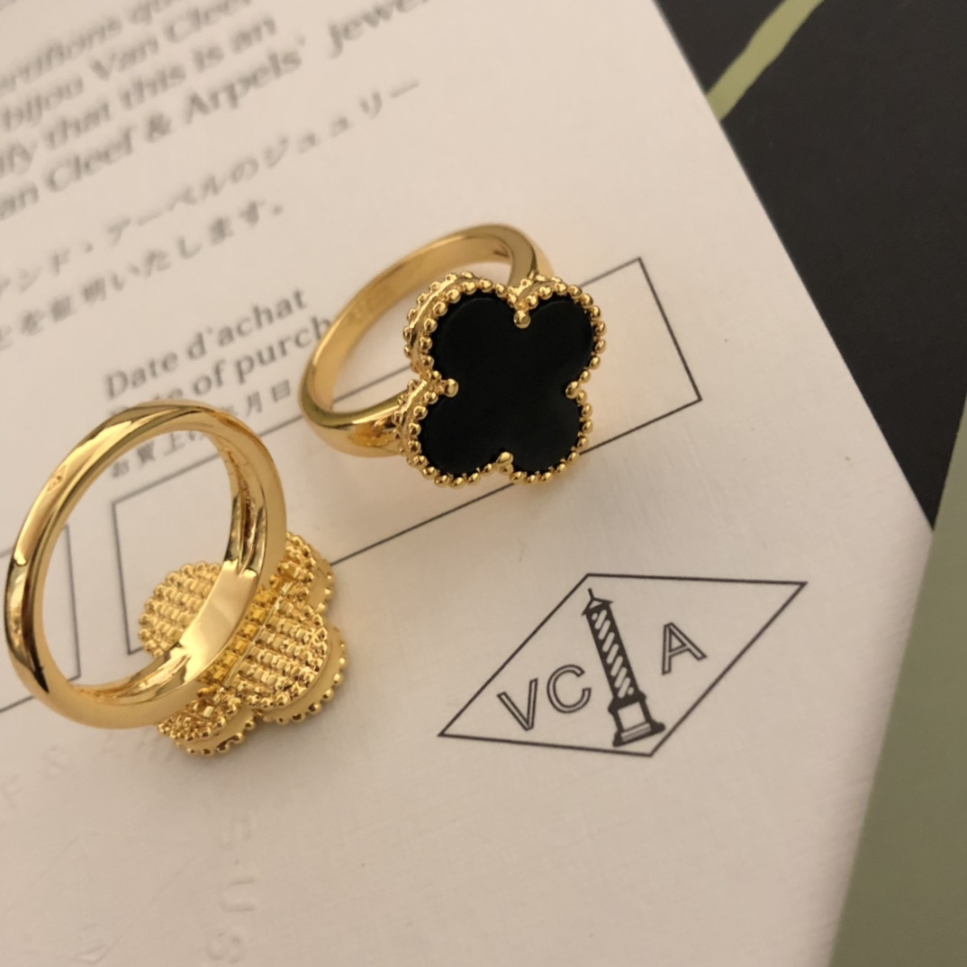 Van Cleef & Arpels ring-61