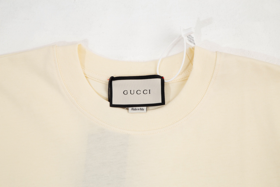 Gucci clothing-49