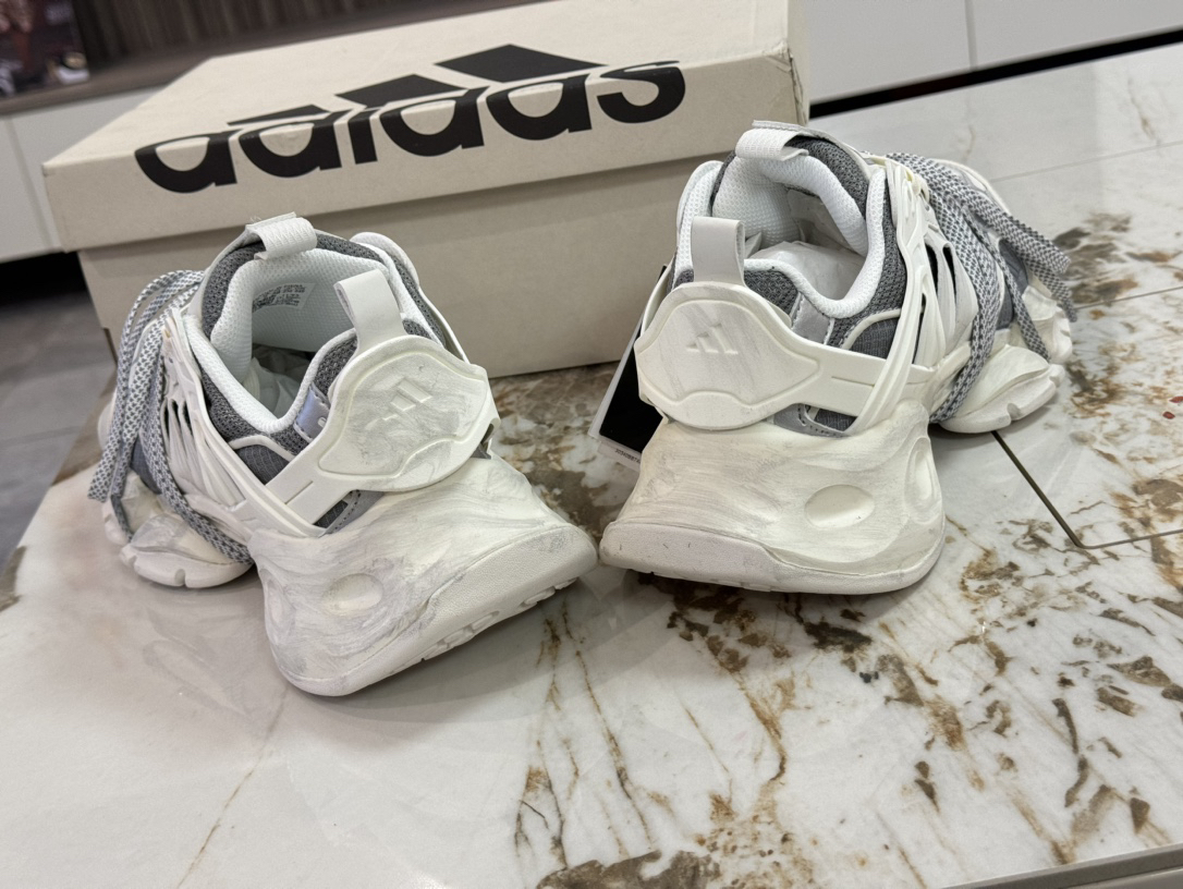 Adidas Sneakers-139