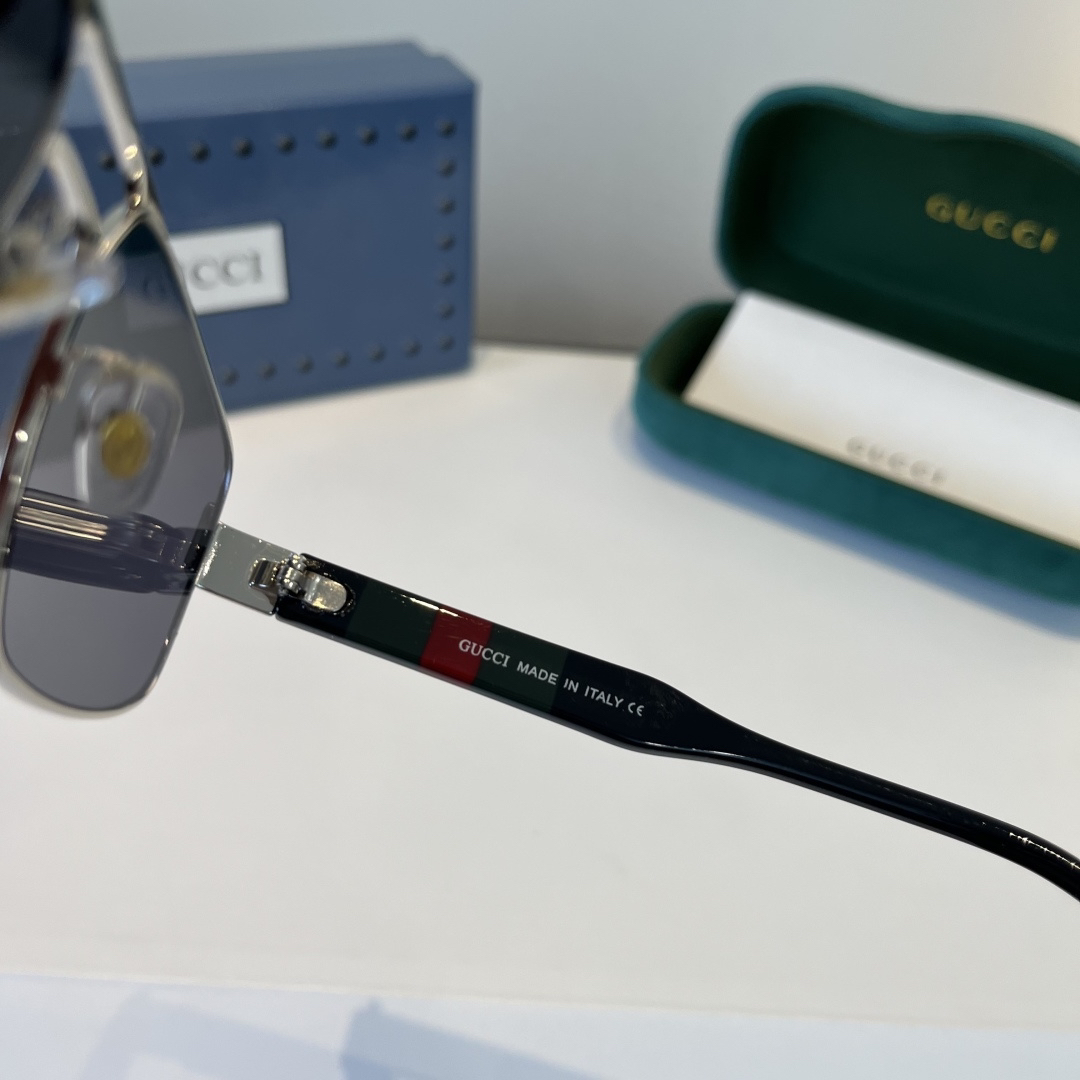 Gucci glasses-40
