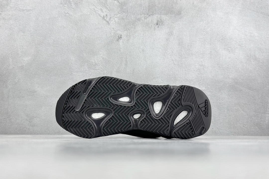 Adidas Sneakers-333