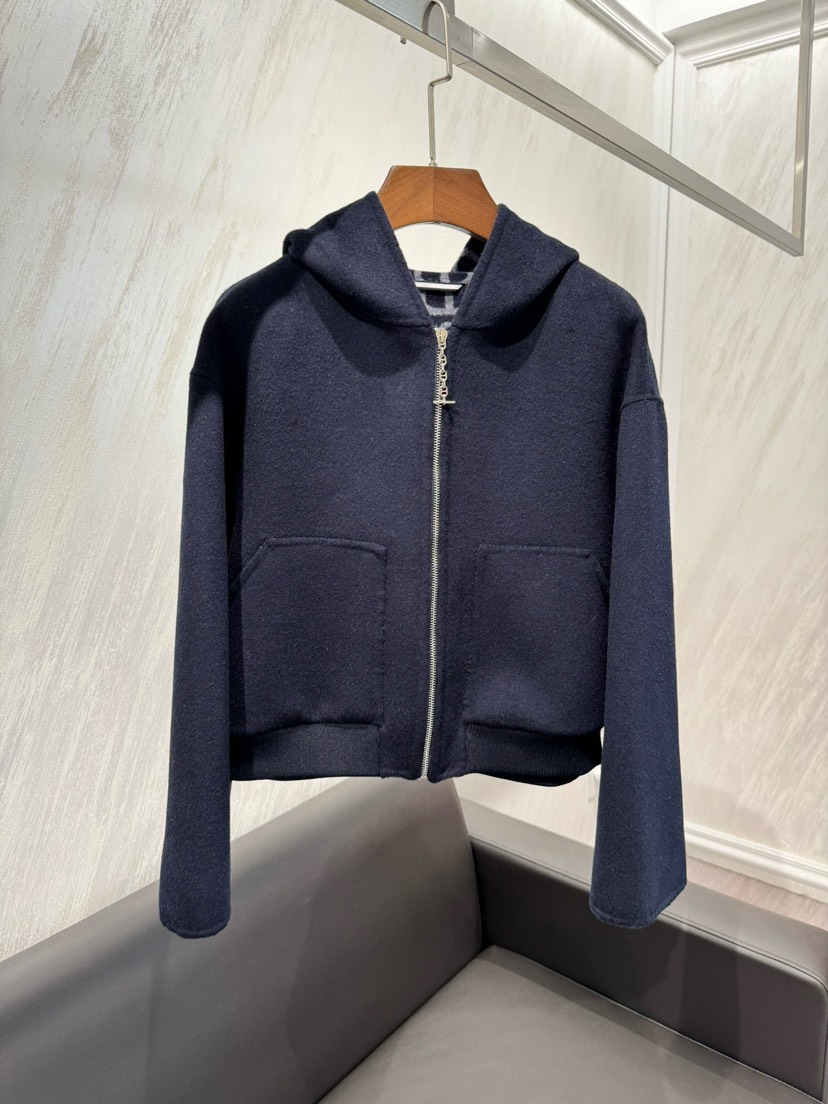 Hermes Clothing-320