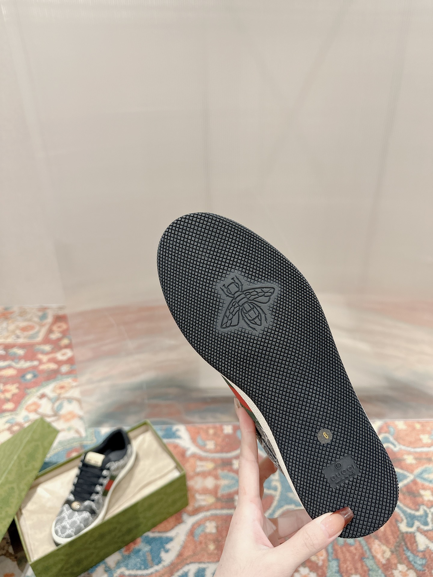 Gucci Sneakers-16
