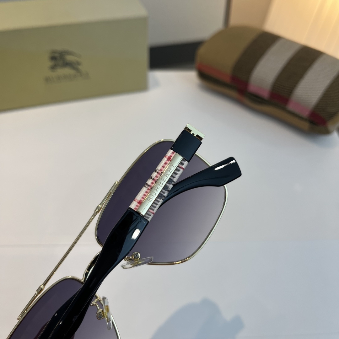 Burberry glasses-8