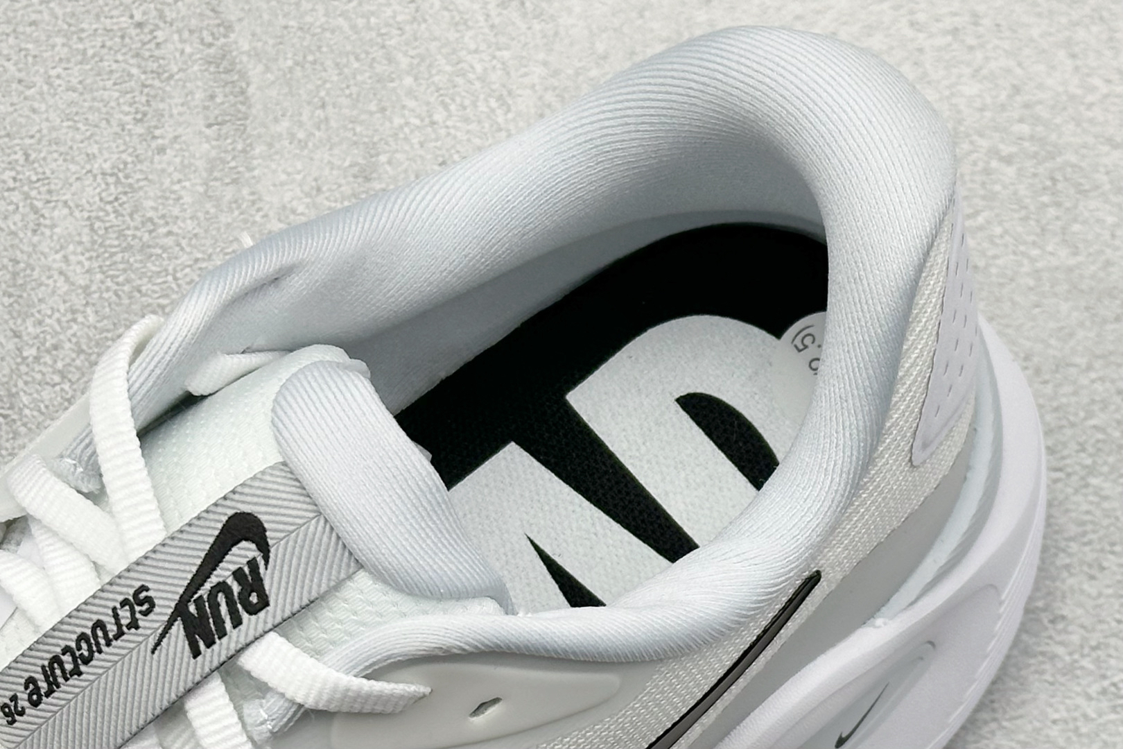 Nike Sneakers-46