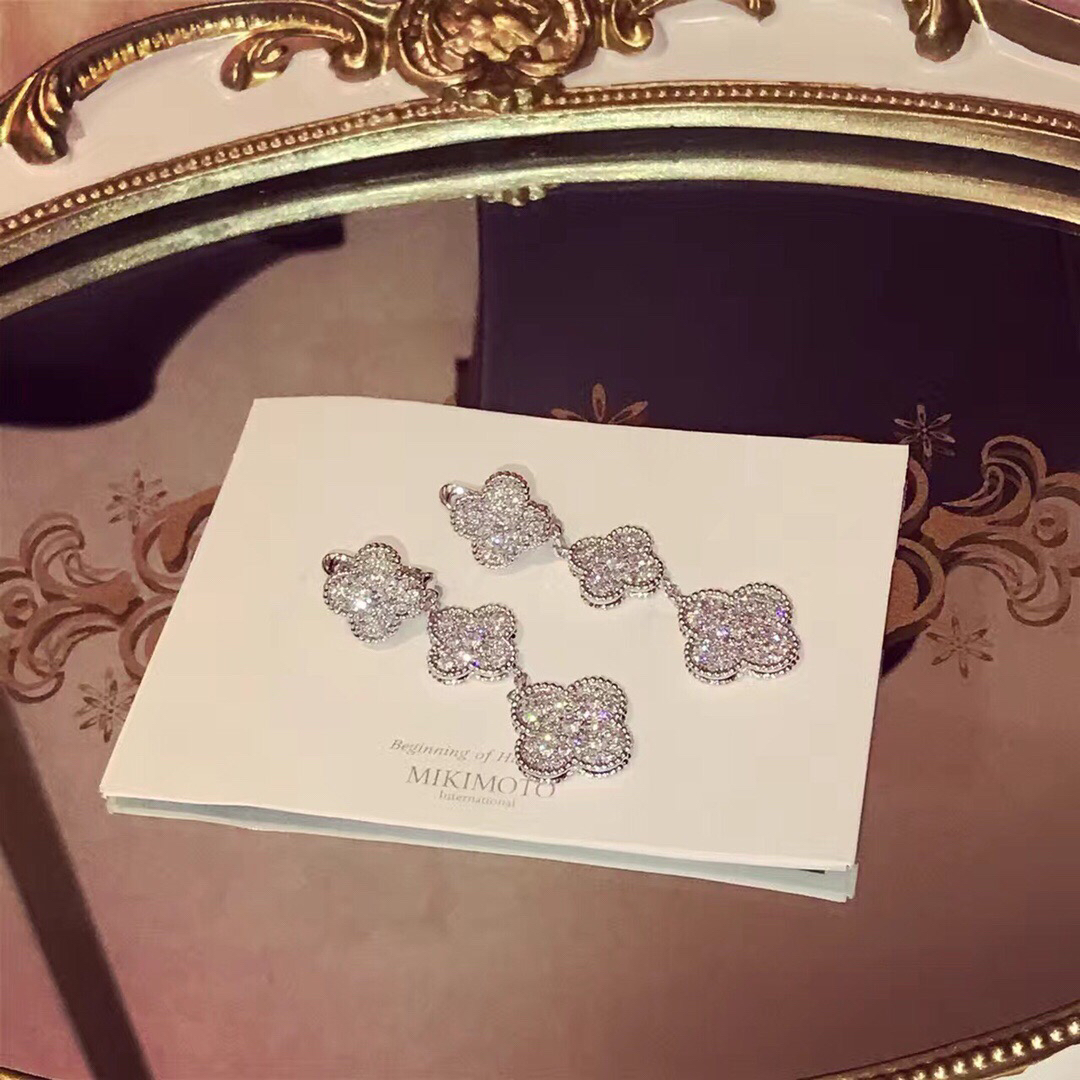 Van Cleef & Arpels earring-108