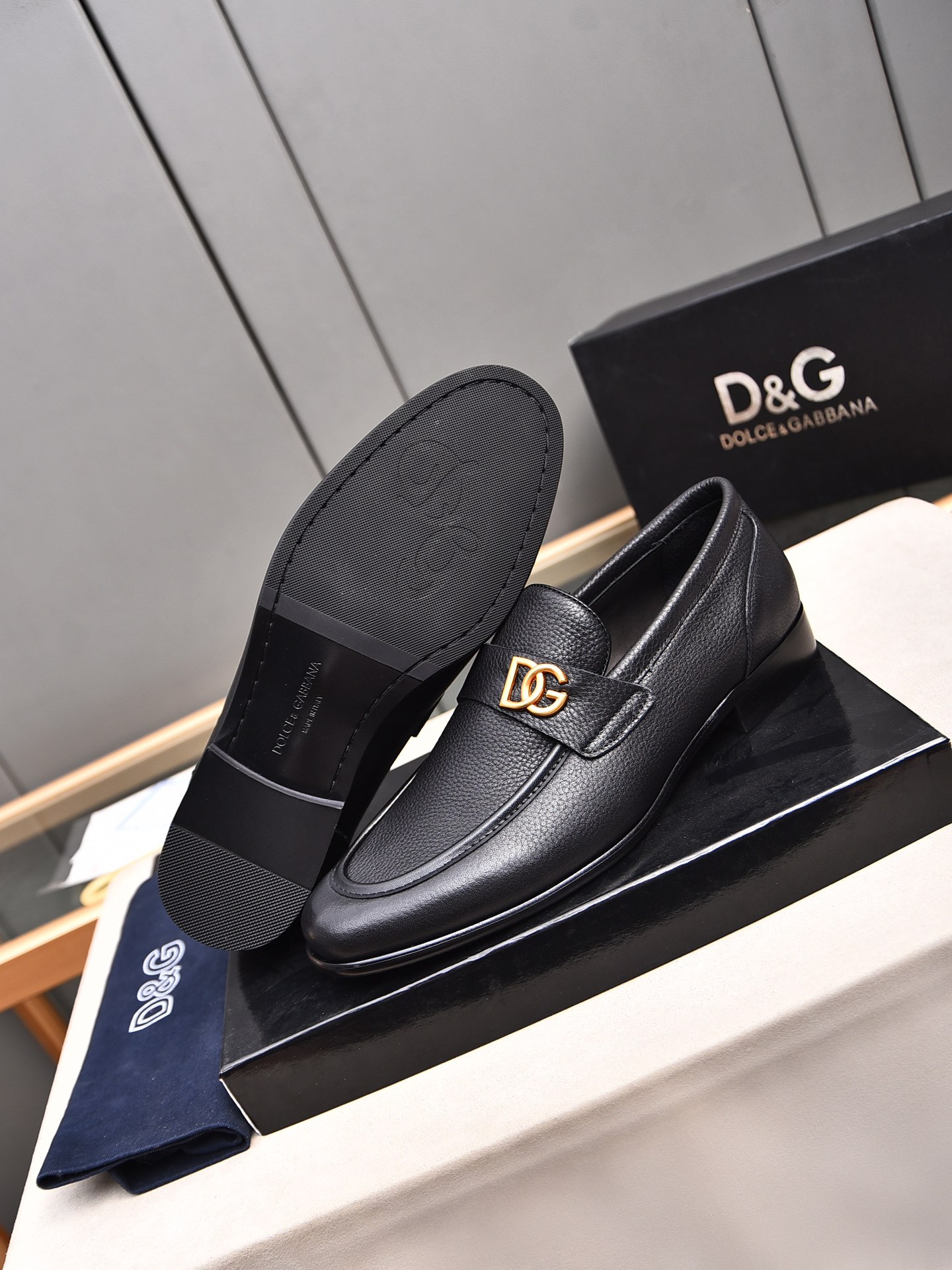 D&G men's leather shoes-16
