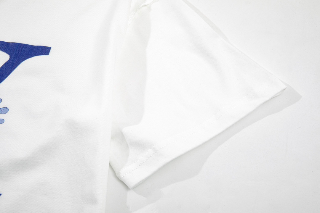 LV clothing-256