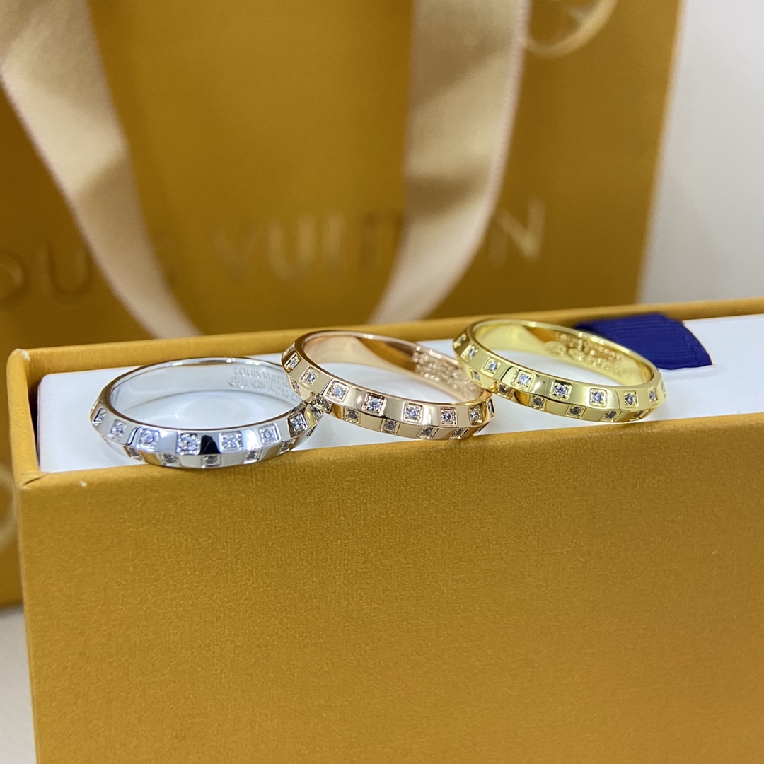 LV ring-66