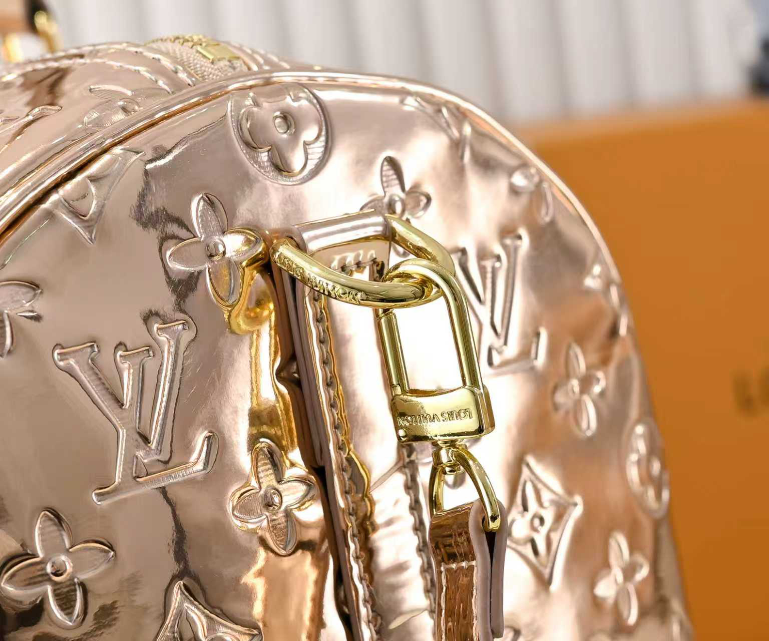 Louis Vuitton bag-139