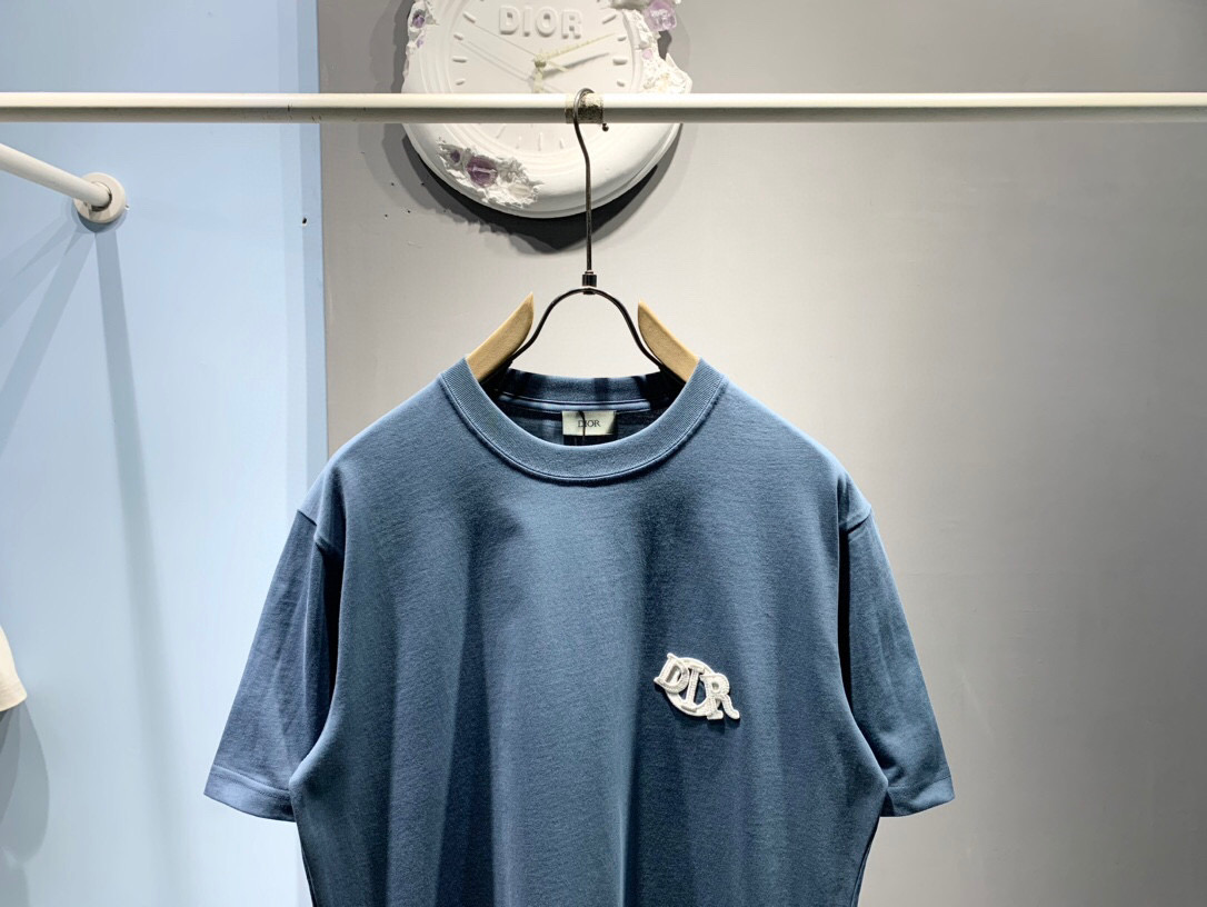 Dior clothing-23