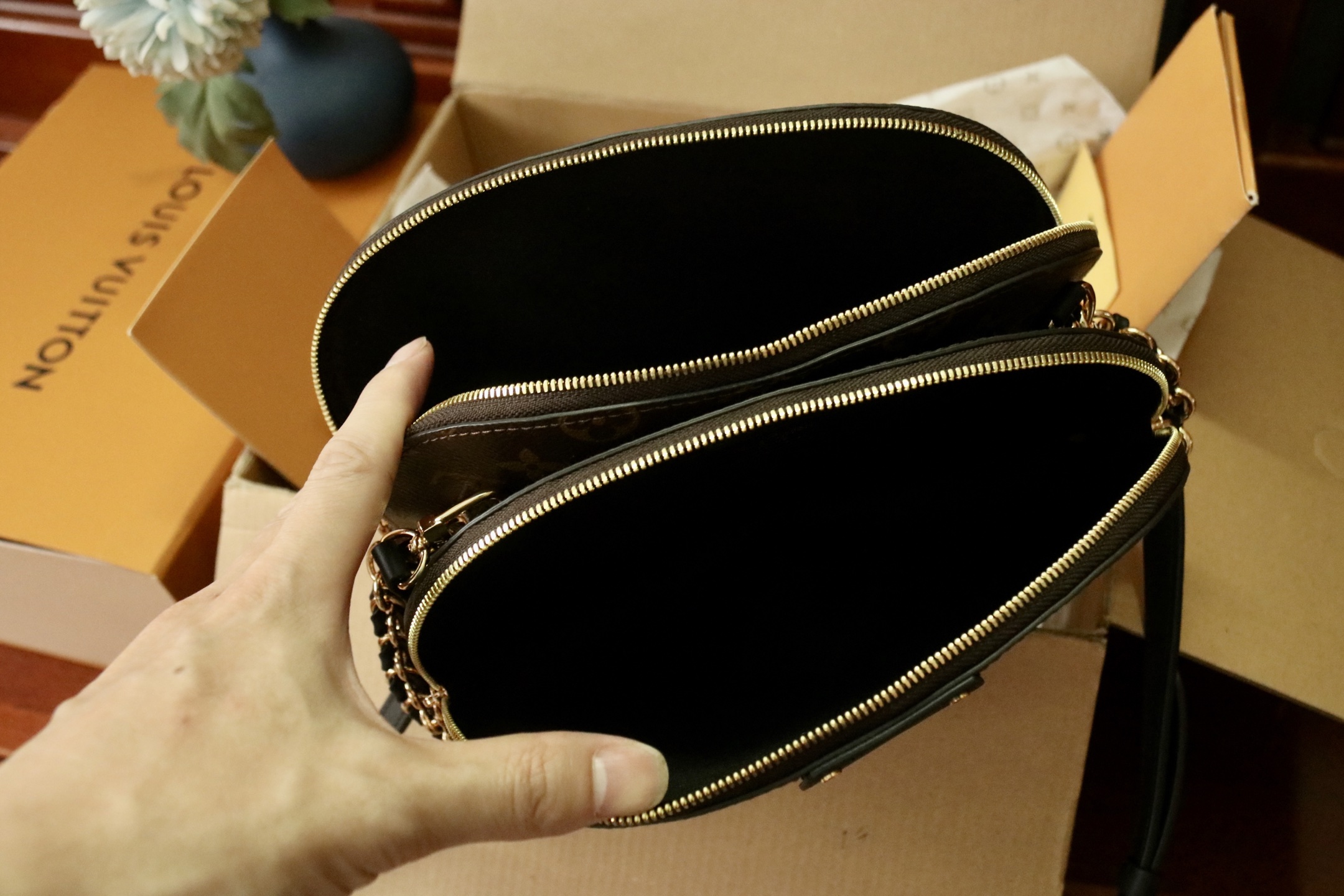 Louis Vuitton bag-194
