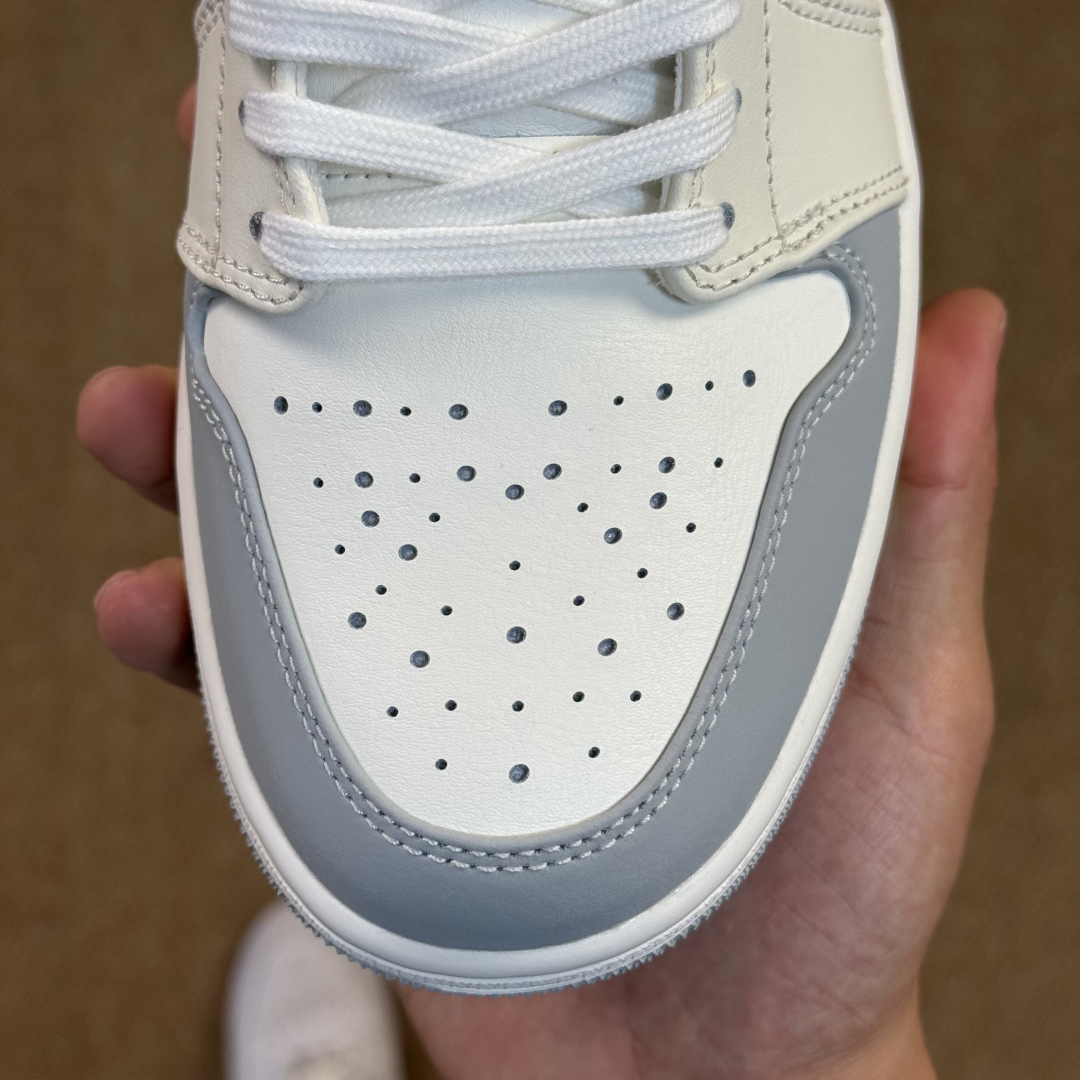Nike Sneakers-261