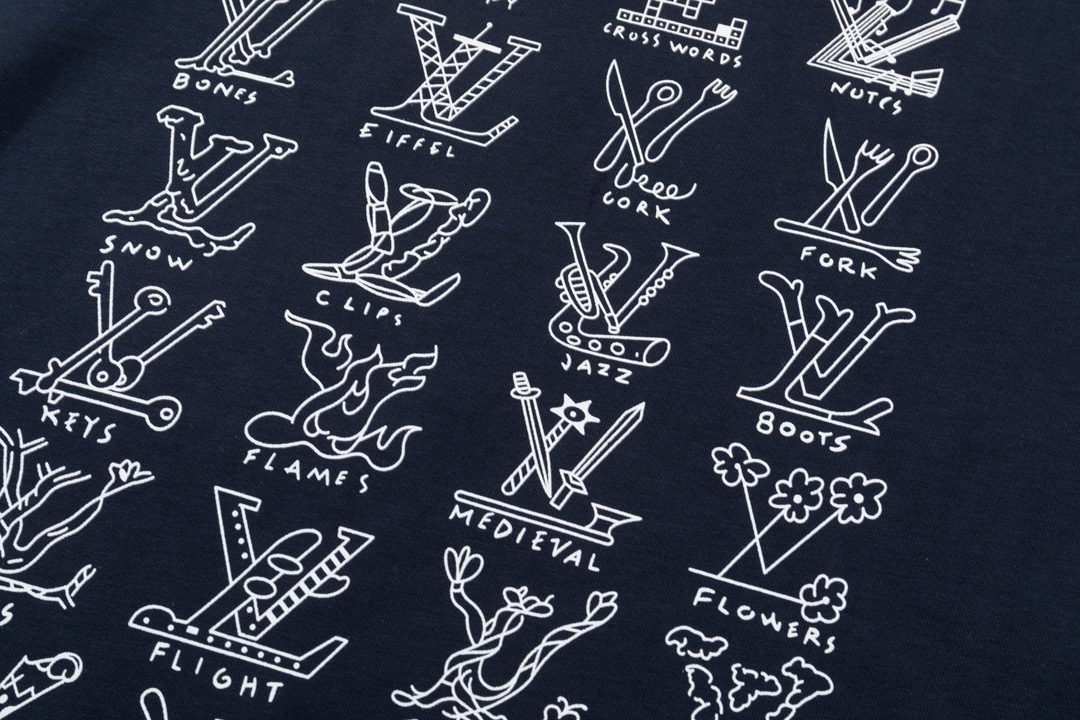 LV clothing-171