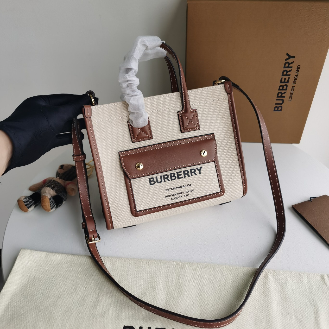 Burberry bag-50