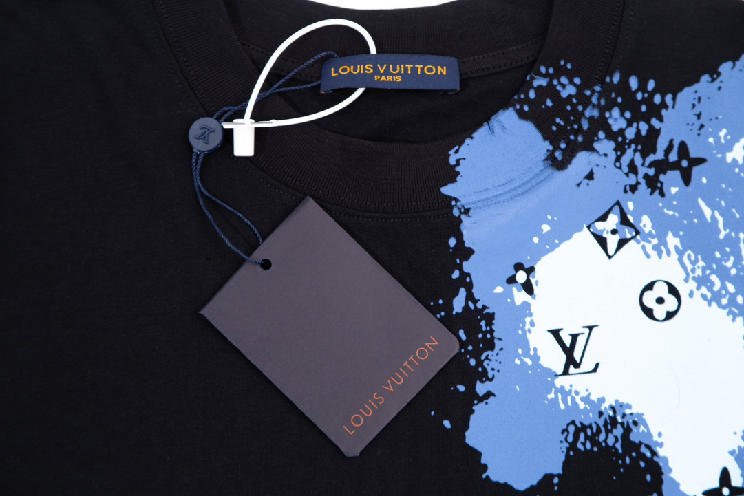 LV clothing-122