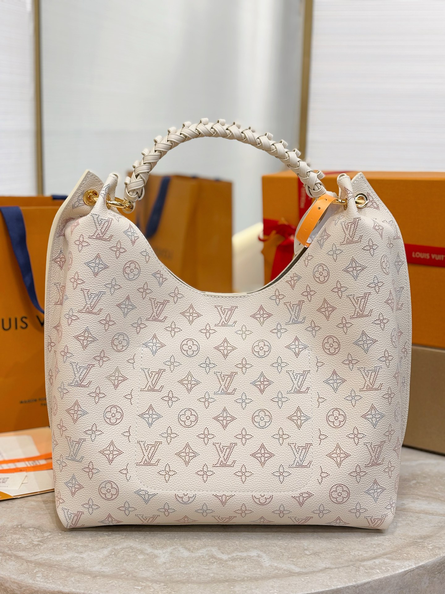 Louis Vuitton bag-179