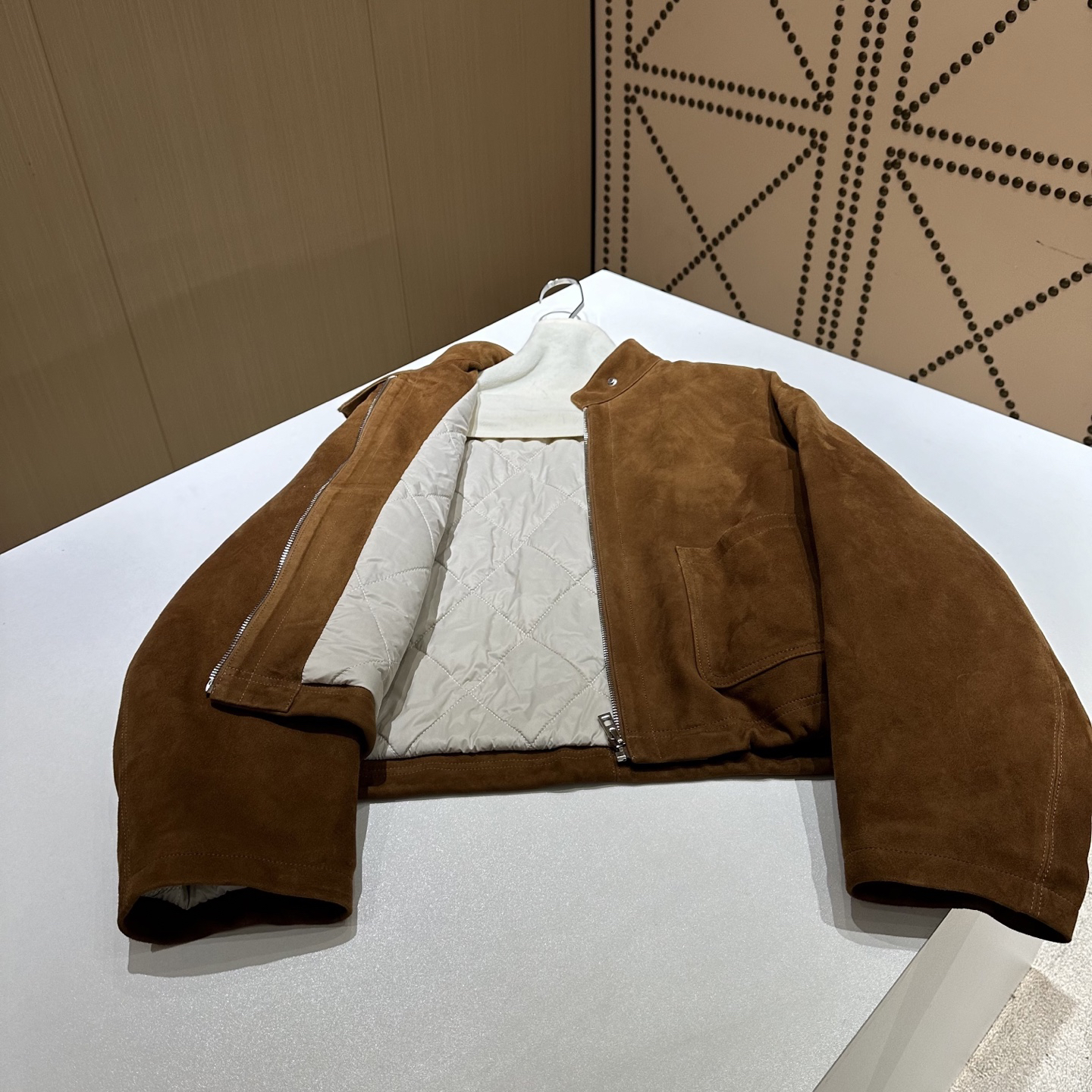 Hermes Clothing-294