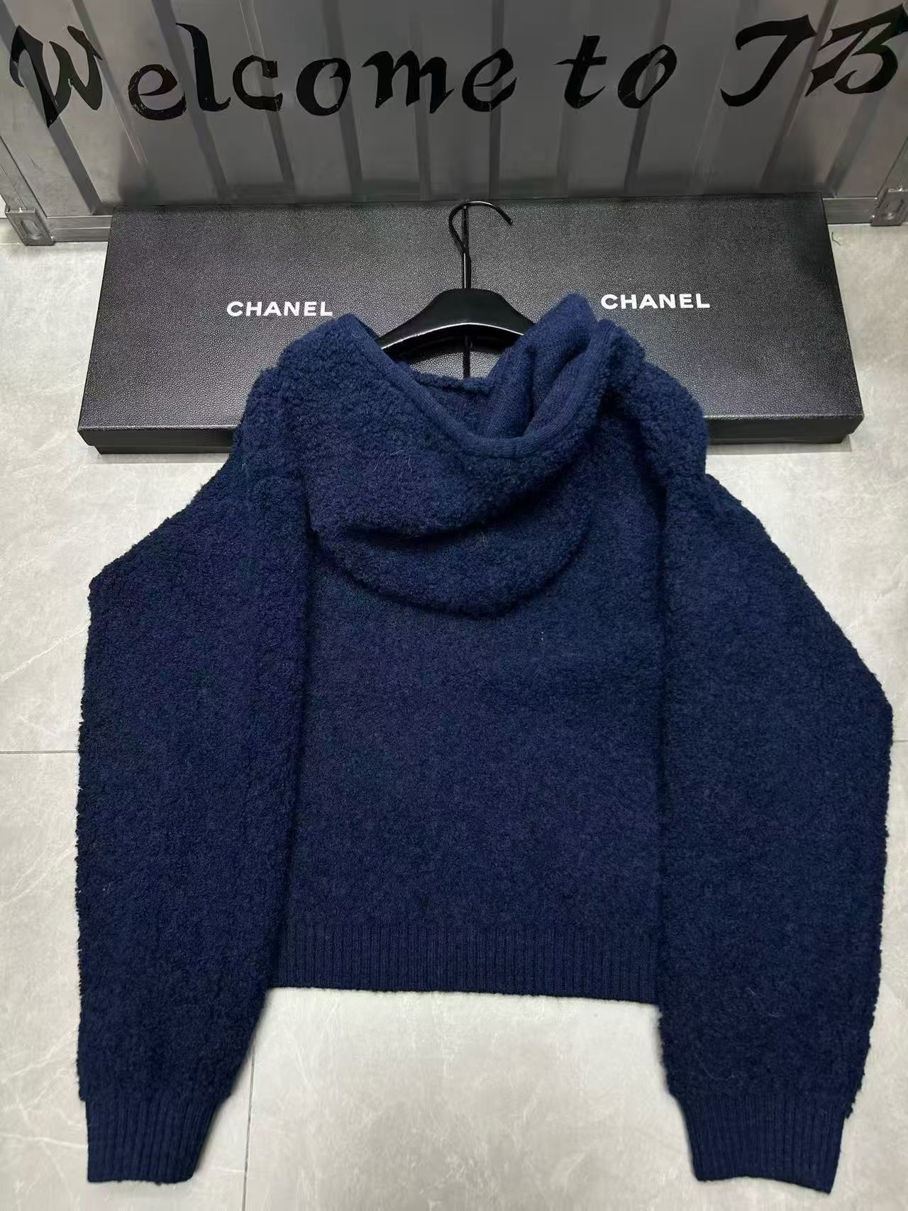 Chanel Clothing-233