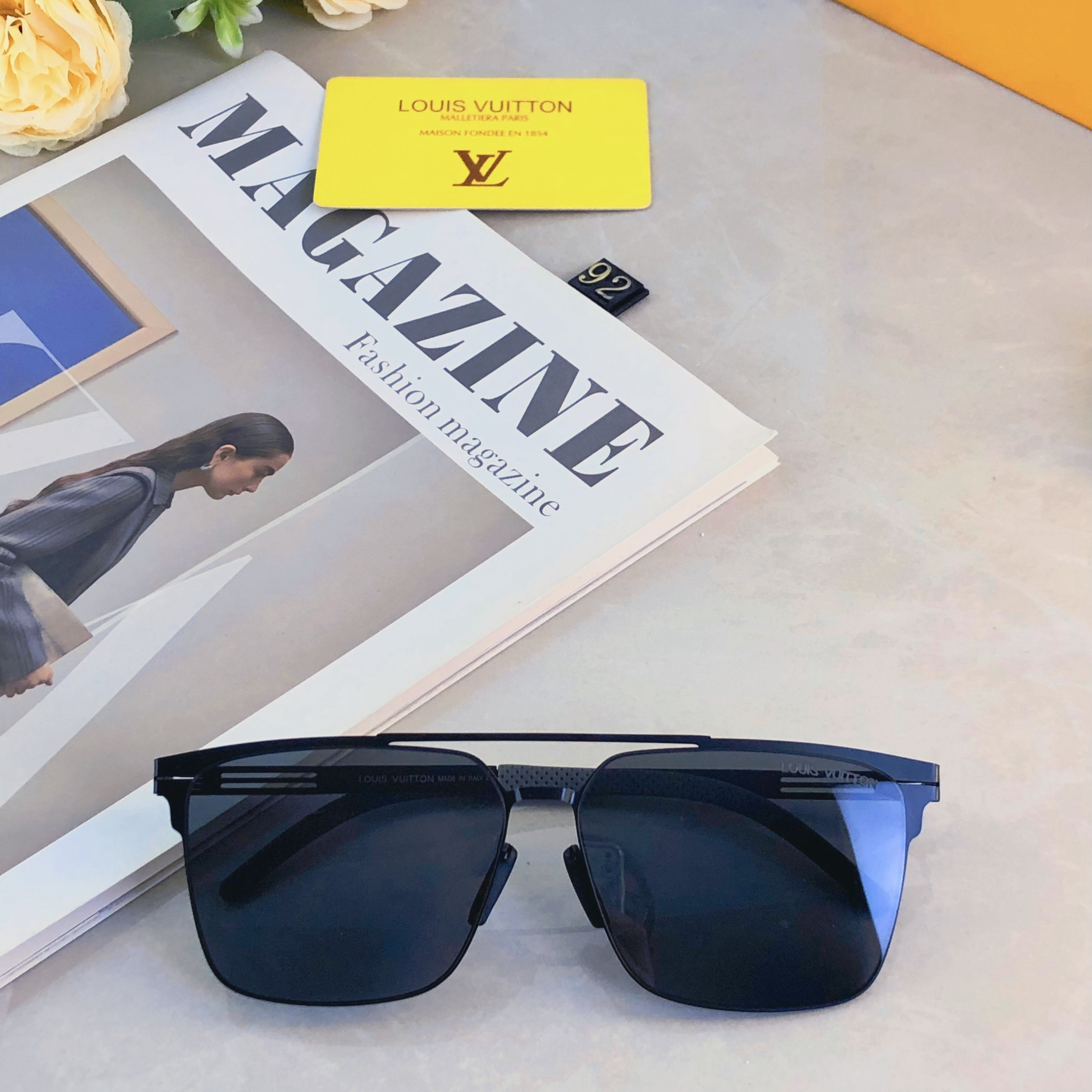 LV glasses-20